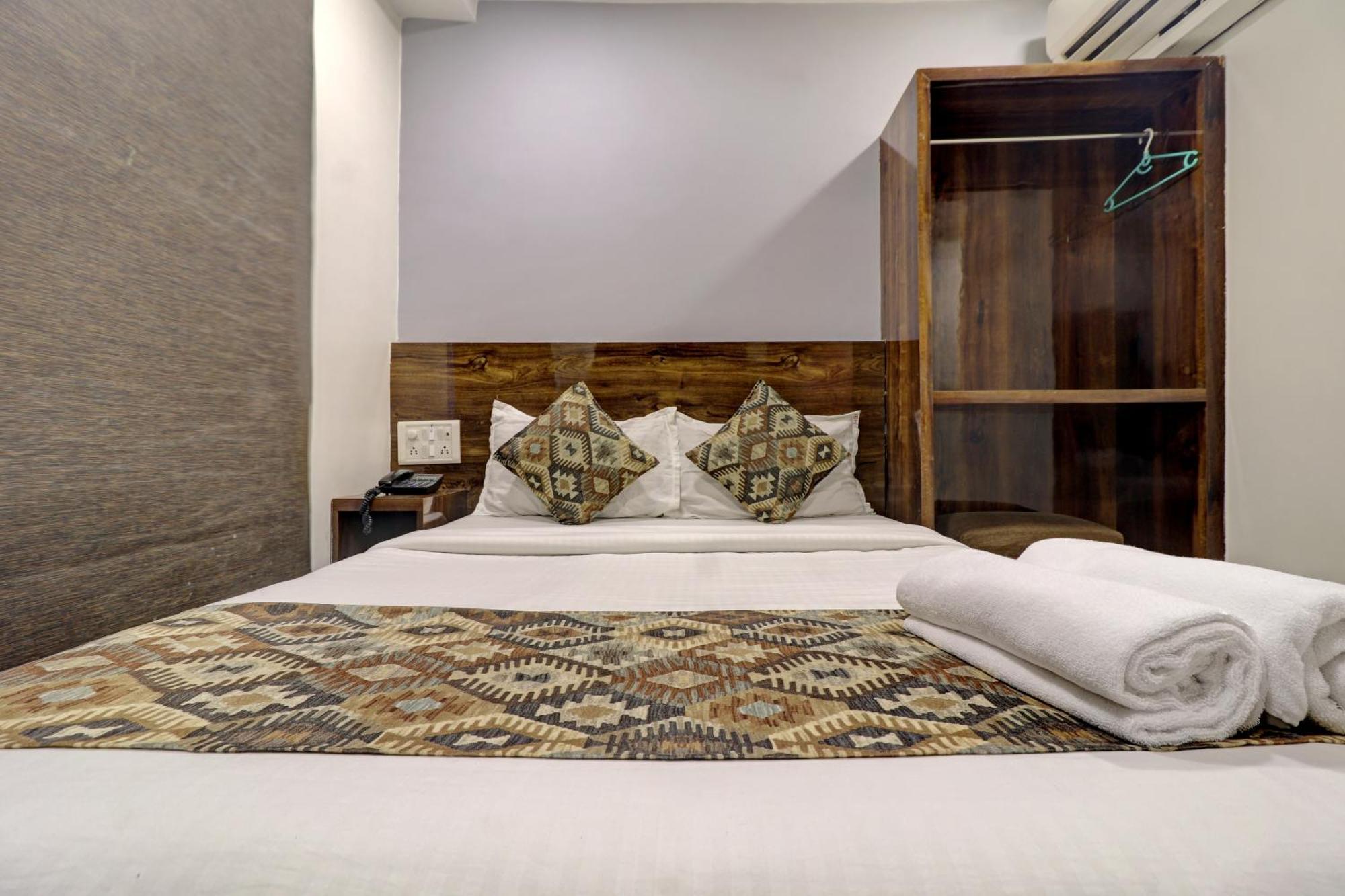 Hotel Merry Gold Mumbai Ngoại thất bức ảnh
